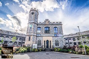 .- click for photo gallery